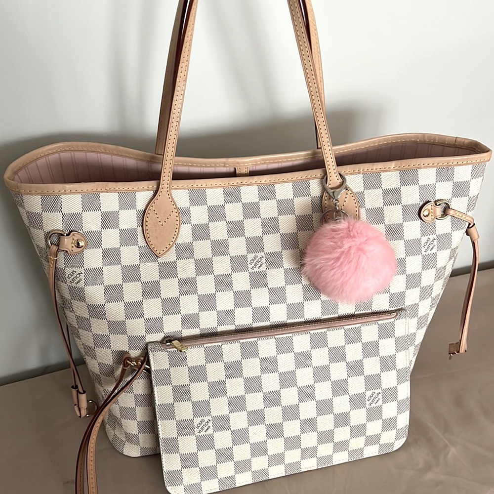 Gorgeous!! Neverful MM Louis Vuitton Tote in Rose Ballerina